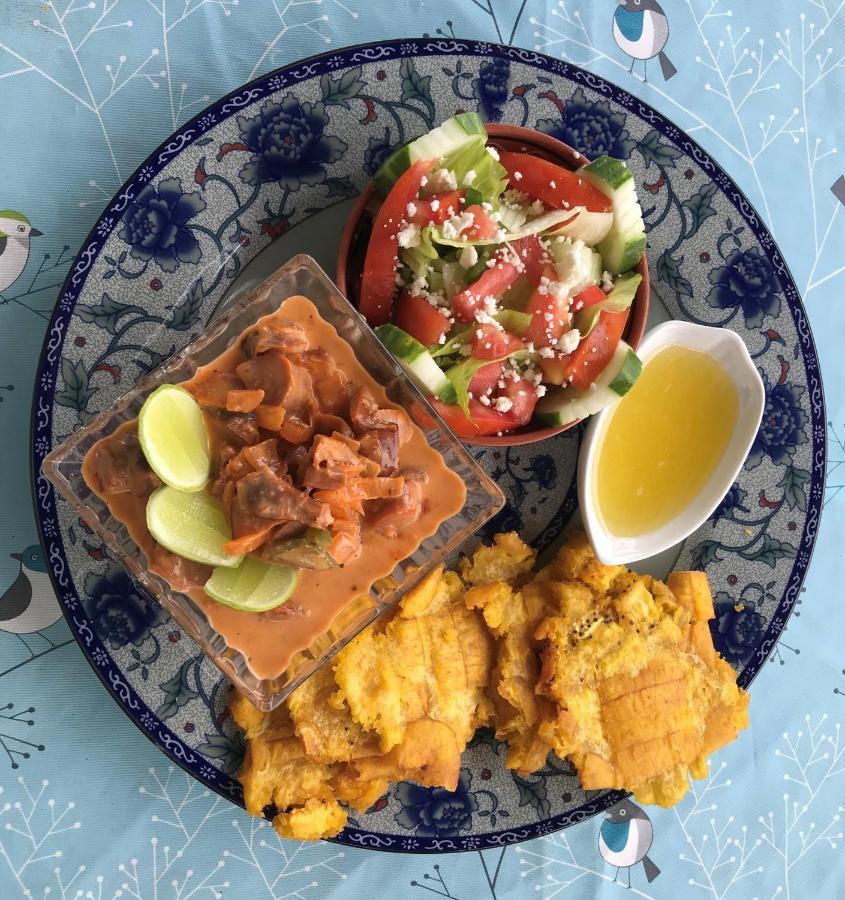 Casa Congo & Casa Rayo Verde - Restaurante - Galeria De Arte 포르토벨로 외부 사진